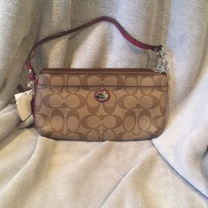 BRAND NEW Coach wristlet